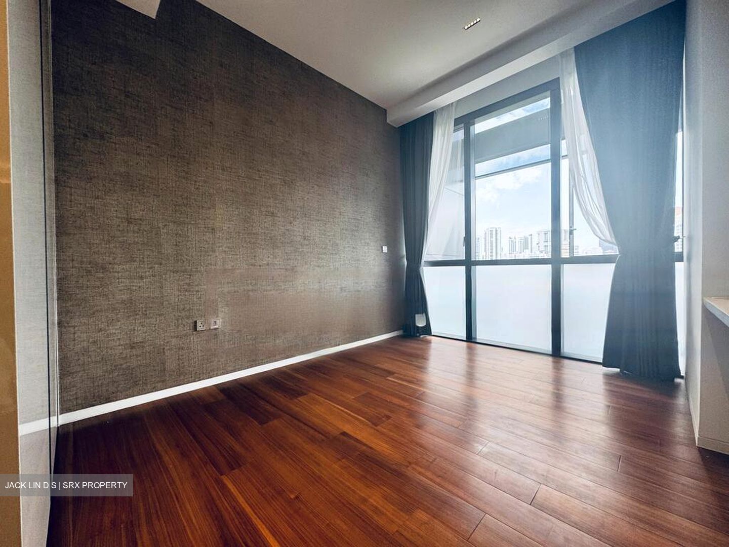 19 Nassim (D10), Apartment #598140491